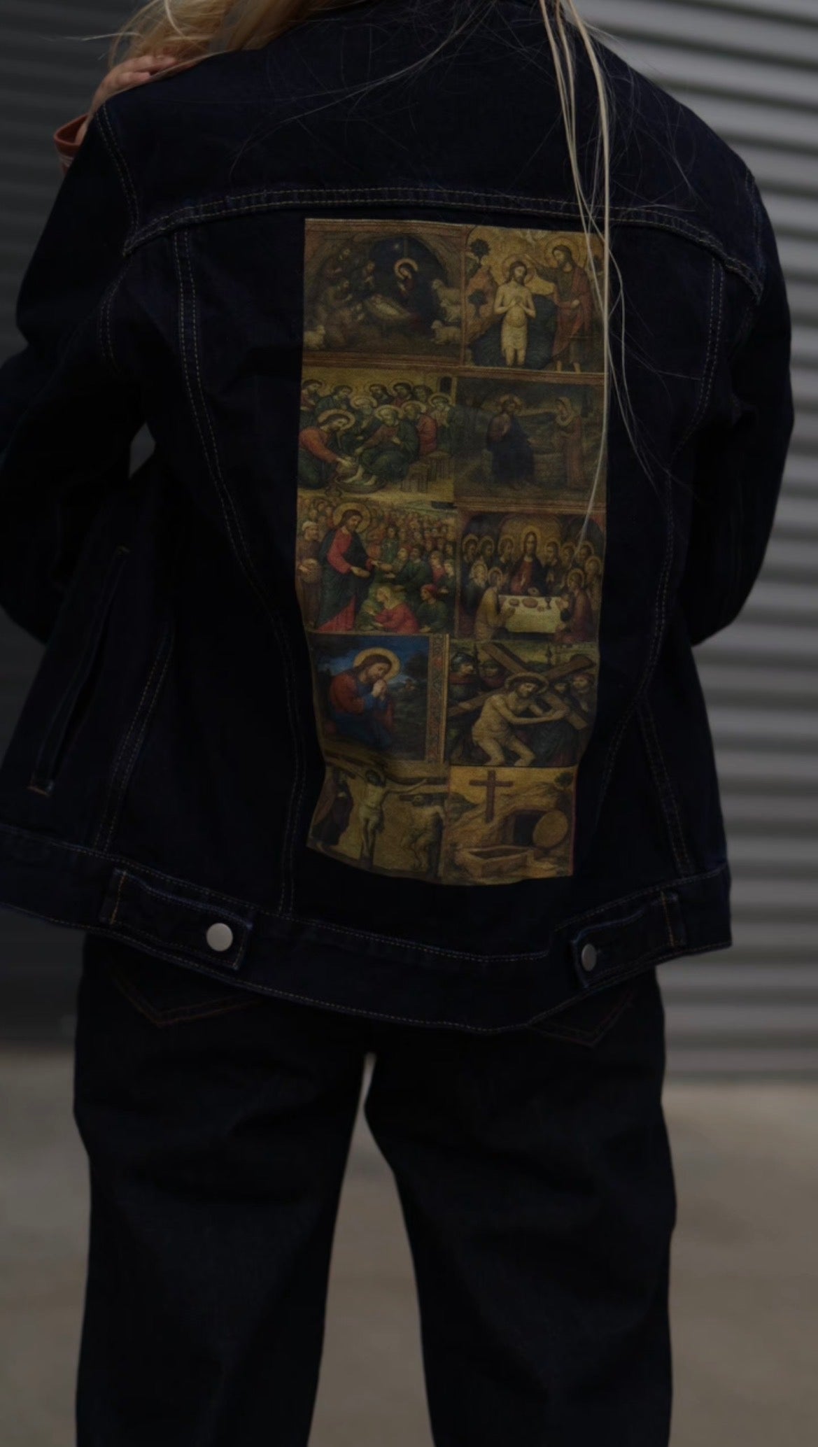 'LA VITA DI CRISTO' Unisex Vintage Wash Denim Jacket